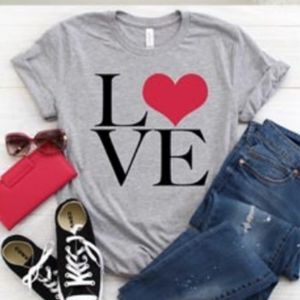 - ❤ love t-shirt